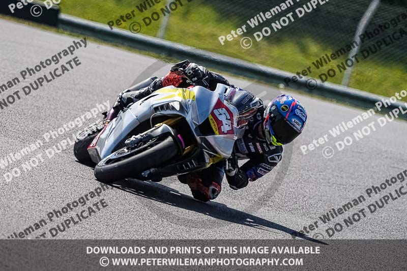 donington no limits trackday;donington park photographs;donington trackday photographs;no limits trackdays;peter wileman photography;trackday digital images;trackday photos